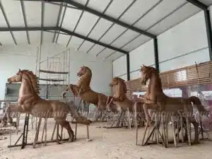 https://sintstatue.com/product/life-size-outdoor-horse-statue/